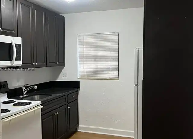 Property at 180 NE 71st St Unit 2, Miami, FL, 33138, 2 beds, 1 bath, [object Object]