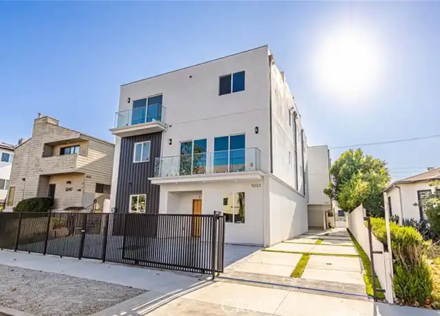 Property at 5251 Agnes Ave Unit 2, Valley Village, CA, 91607, 4 beds, 4 baths, [object Object]