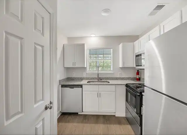 Property at Ardens Place Apartments - 9610 White Bluff Rd, Savannah, GA, 31406, 2 beds, 2 baths, [object Object]