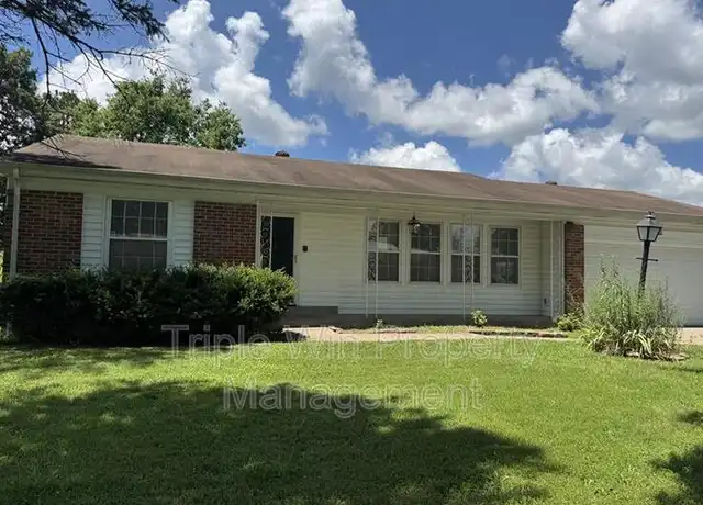 Property at 14655 Fox Manor Dr, Florissant, MO, 63034, 3 beds, 2.5 baths, [object Object]