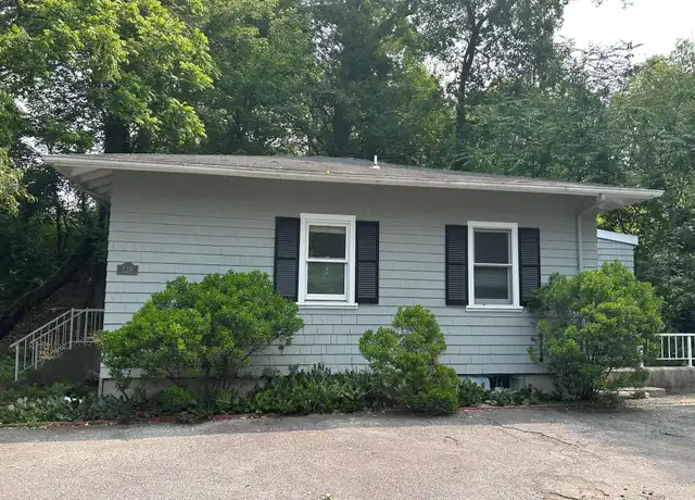Property at 139 Cove Neck Rd, Oyster Bay, NY, 11771, 2 beds, 1 bath, [object Object]