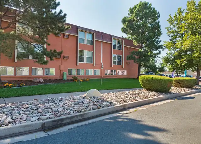 Property at Wind River Place Apartments - 919 N 19th St, Colorado Springs, CO, 80904, 1-2 bed, 1 bath, [object Object]