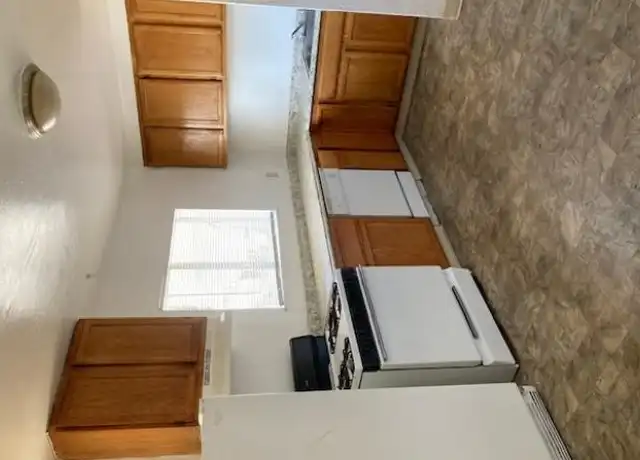 Property at 8714 MacArthur Blvd, Oakland, CA, 94605, 3 beds, 1 bath, [object Object]