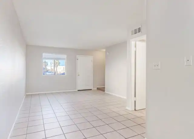 Property at 3636 E Verde Ln Unit 5, Phoenix, AZ, 85018, 1 bed, 1 bath, [object Object]