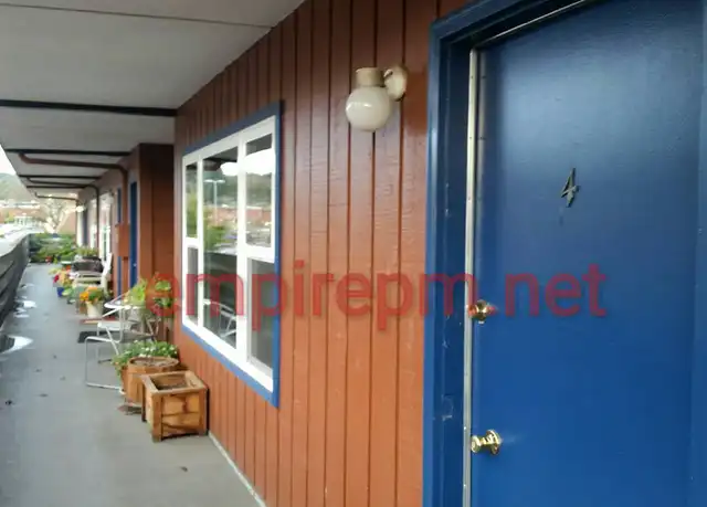 Property at 2833 Willamette St Unit 4, Eugene, OR, 97405, 1 bed, 1 bath, [object Object]