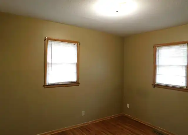 Property at 1710 Lawndale Ave, El Dorado, KS, 67042, 2 beds, 1 bath, [object Object]