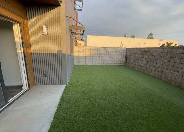 Photo of 34384 Yucaipa Blvd Unit 102, Yucaipa, CA 92399
