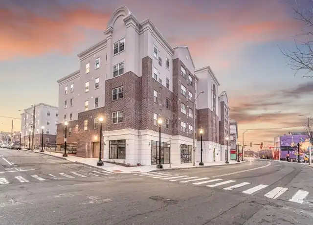 Property at 1269 Main St Unit 413, Bridgeport, CT, 06604, 2 beds, 1 bath, [object Object]
