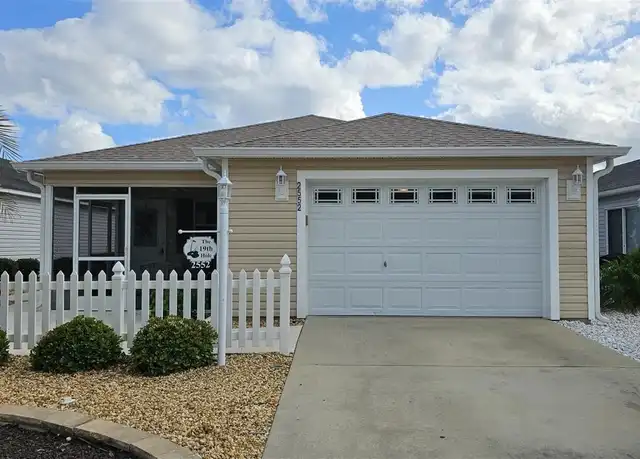 Property at 2552 Red Cedar Ln, The Villages, FL, 32162, 2 beds, 2 baths, [object Object]