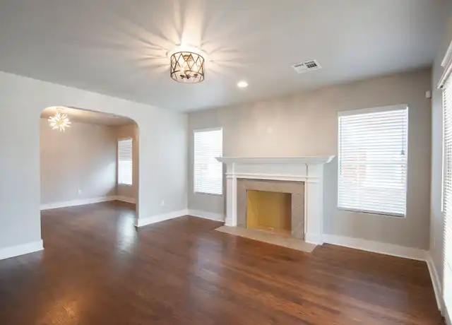 Property at 1513 NW 17th St, Oklahoma City, OK, 73106, 2 beds, 1 bath, [object Object]