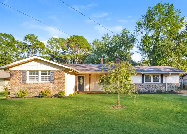 Property at 304 Matterhorn Dr, Old Hickory, TN, 37138, 4 beds, 2 baths, [object Object]