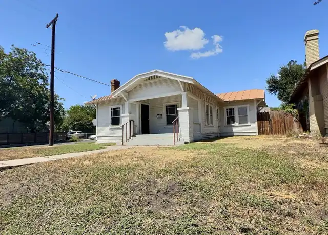 Property at 1101 E Highland Blvd, San Antonio, TX, 78210, 3 beds, 1 bath, [object Object]