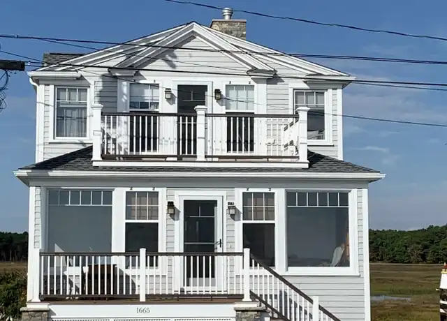 Property at 1665 Ocean Blvd, Rye, NH, 03870, 3 beds, 2.5 baths, [object Object]