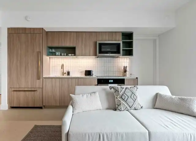 Property at Northeast 6th Street 159 - NE 6th St Unit 1241884P, Miami, FL, 33132, 1-2 bed, 1-2 bath, [object Object]