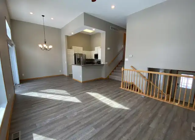 Property at 4959 Bluff Heights Trl SE, Prior Lake, MN, 55372, 2 beds, 3 baths, [object Object]