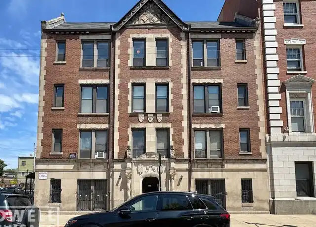 Property at 3345 N Marshfield Ave, Chicago, IL, 60657, 0 beds, 1 bath, [object Object]