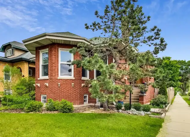Property at 21 Le Moyne Pkwy, Oak Park, IL, 60302, 3 beds, 2 baths, [object Object]