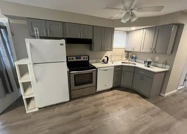 Property at 40 Old Northport Rd, Kings Park, NY, 11754, 2 beds, 1 bath, [object Object]