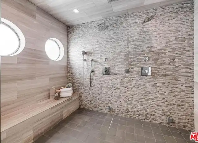 Property at 770 Paseo Miramar, Pacific Palisades, CA, 90272, 7 beds, 9 baths, [object Object]