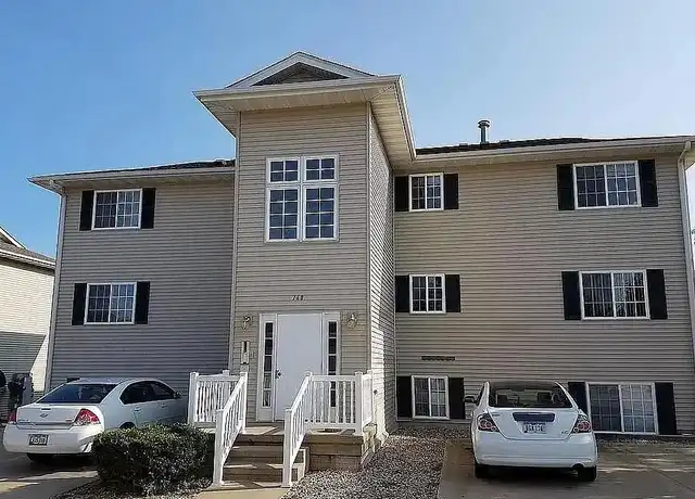 Property at 740 Magnolia Ln #2, Marion, IA, 52302, 2 beds, 2 baths, [object Object]