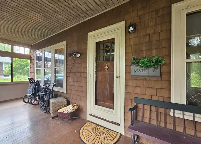 Property at 33 Theodore St, Newington, CT, 06111, 3 beds, 1.5 baths, [object Object]