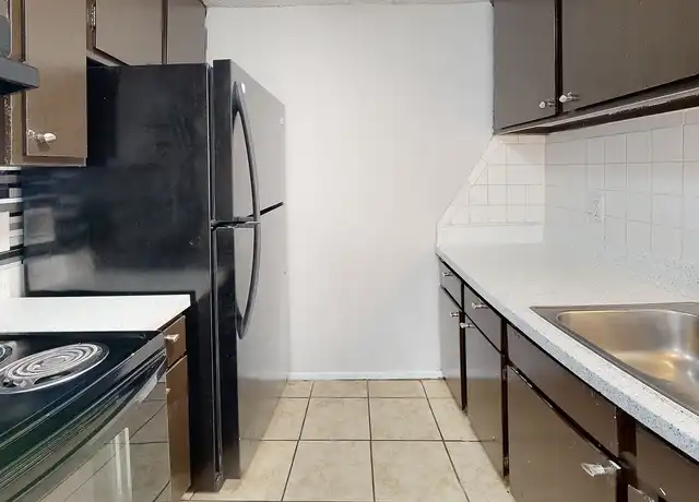 Property at Lake Breeze Apartments - 6011 Interstate Highway 30, Greenville, TX, 75402, 1-2 bed, 1-2 bath, [object Object]