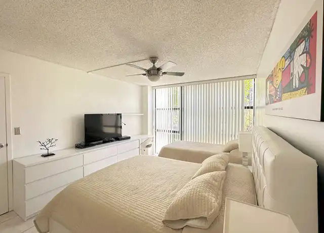 Property at 17021 N Bay Rd #321, Sunny Isles Beach, FL, 33160, 1 bed, 1.5 baths, [object Object]