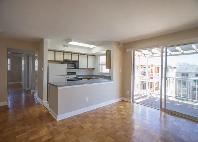Property at 1660 21st Rd N Unit TB12, Arlington, VA, 22209, 2 beds, 2 baths, [object Object]