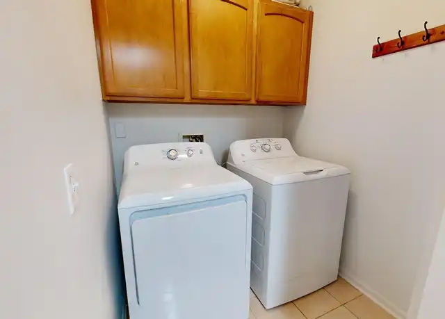 Property at 2774 S Knightsbridge Cir, Ann Arbor, MI, 48105, 2 beds, 2 baths, [object Object]