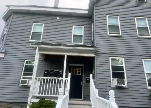 Property at 240 Crescent St Unit 9, Waltham, MA, 02453, 1 bed, 1 bath, [object Object]
