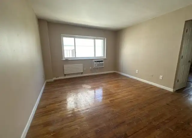 Property at 401 Warburton Ave, Yonkers, NY, 10701, 2 beds, 1 bath, [object Object]