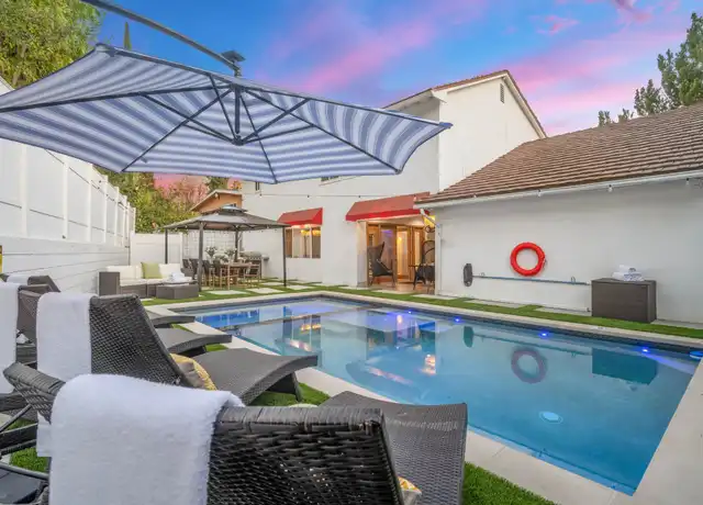 Property at 22711 Margarita Dr, Woodland Hills, CA, 91364, 5 beds, 3 baths, [object Object]