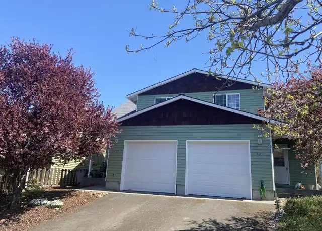 Property at 419 Maxs Pl Unit 419, Hood River, OR, 97031, 2 beds, 1.5 baths, [object Object]