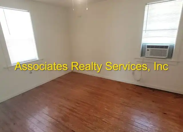 Property at 2919 NW 6th St Unit 995-01, Gainesville, FL, 32609, 1 bed, 1 bath, [object Object]