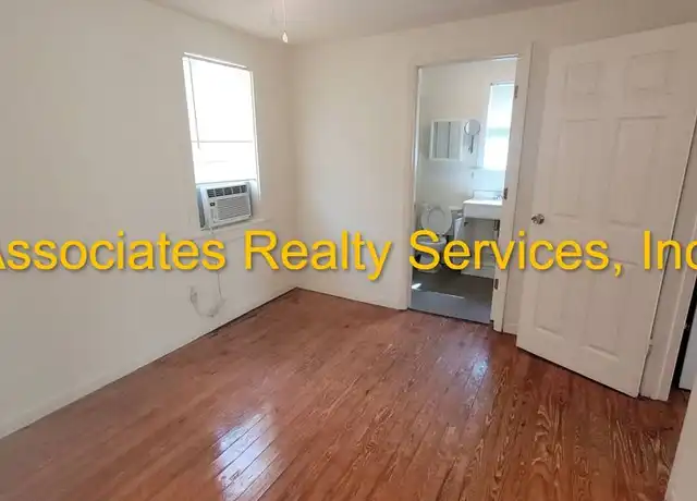 Property at 2919 NW 6th St Unit 995-01, Gainesville, FL, 32609, 1 bed, 1 bath, [object Object]