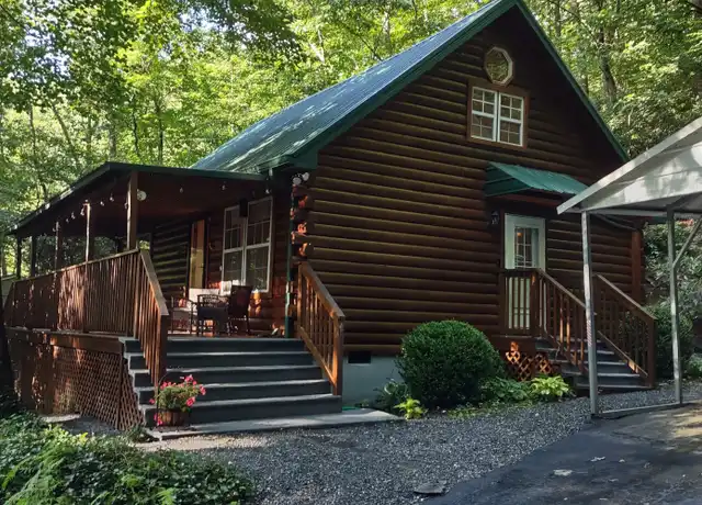 Property at 12 Shady Walk Trl Unit 12, Black Mountain, NC, 28711, 3 beds, 2 baths, [object Object]