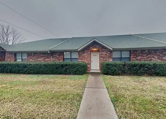 Property at 950 Austin Ct, Weatherford, TX, 76086, 2 beds, 2 baths, [object Object]