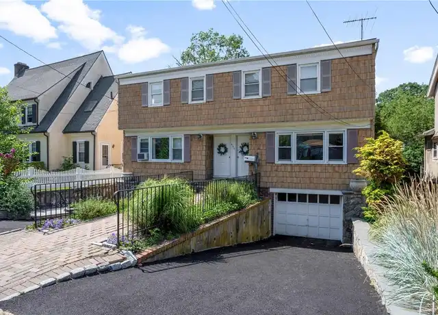 Property at 537 Palmer Ave, Mamaroneck, NY, 10543, 3 beds, 1.5 baths, [object Object]