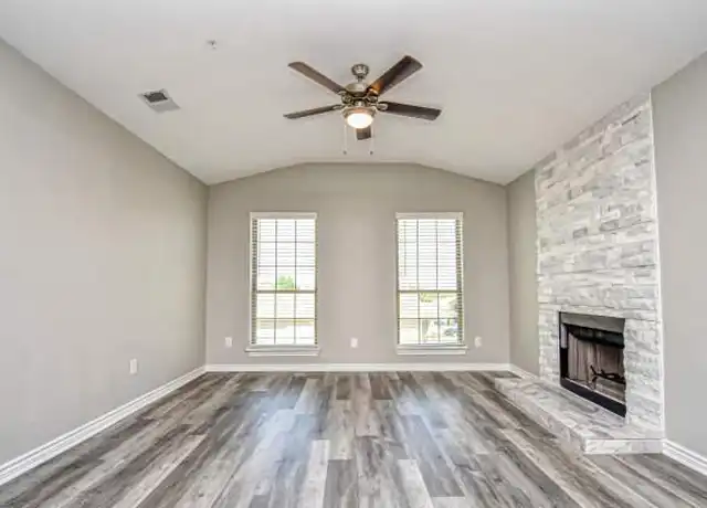 Property at 1801 W Arkansas Ln Unit 2015, Arlington, TX, 76013, 2 beds, 2 baths, [object Object]