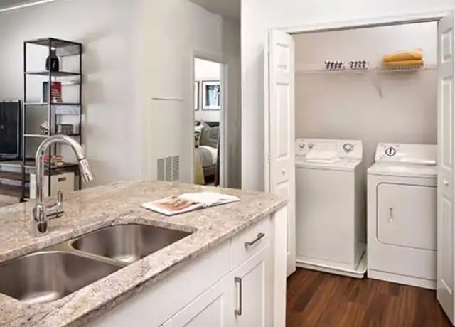 Property at 8 Main St Unit 04, Edgewater, NJ, 07020, 0 beds, 1 bath, [object Object]