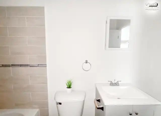 Property at 3807 Lippincott Blvd, Flint, MI, 48507, 1 bed, 1 bath, [object Object]