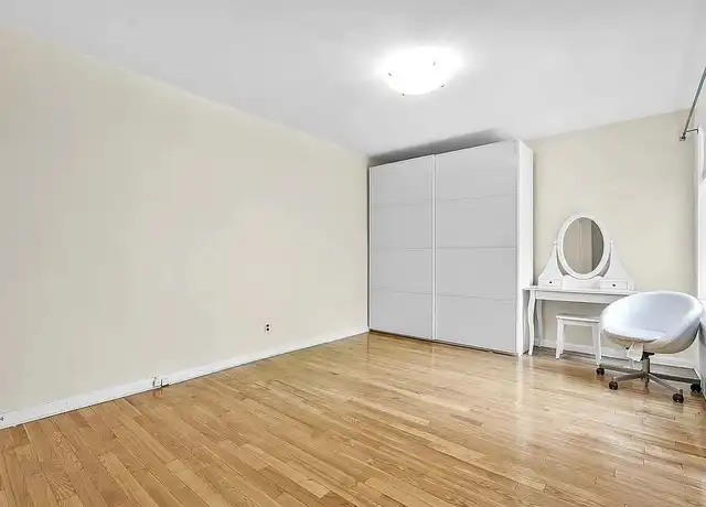 Property at 2621 Union St, Flushing, NY, 11354, 2 beds, 1 bath, [object Object]