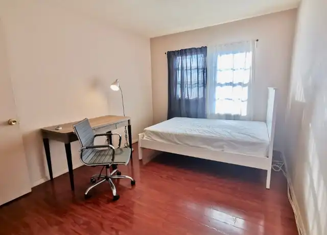 Property at 2020 Cloverfield Blvd Unit 5-B2, Santa Monica, CA, 90404, 2 beds, 1 bath, [object Object]