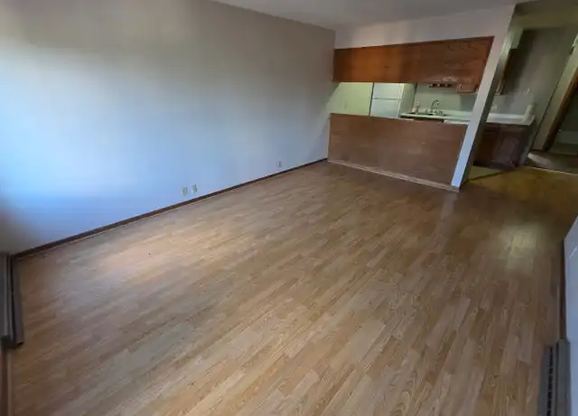 Property at 2805 Thomas Dr Unit D2, Eau Claire, WI, 54701, 1 bed, 1 bath, [object Object]