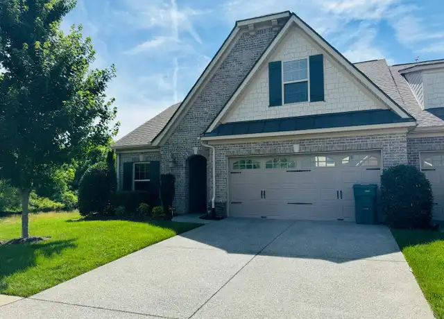Property at 1015 Callaway Dr, Lebanon, TN, 37087, 2 beds, 3 baths, [object Object]