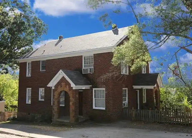 Property at 301 Thayer St Unit B, Little Rock, AR, 72205, 2 beds, 1.5 baths, [object Object]