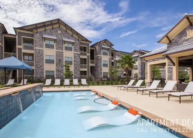 Property at 106 Cactus St Unit 2774, Lake Jackson, TX, 77566, 2 beds, 2 baths, [object Object]