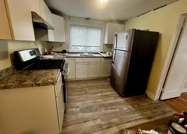 Property at 84 Chittick Rd, Hyde Park, MA, 02136, 2 beds, 1 bath, [object Object]