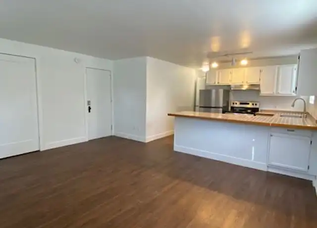 Property at 302 10th Ave E Unit G, Seattle, WA, 98102, 1 bed, 1 bath, [object Object]