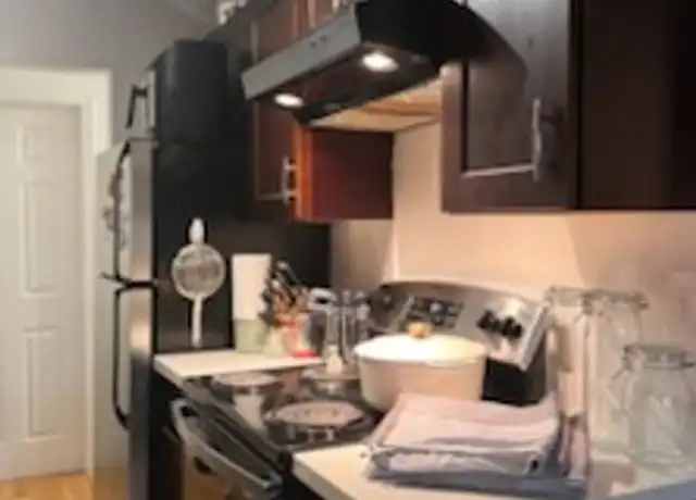 Property at 744 Belmont Pl E Unit 101, Seattle, WA, 98102, 1 bed, 1 bath, [object Object]